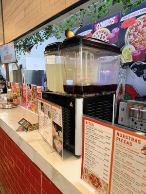 Mercado Barrio Antiguo by null