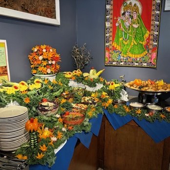 Bombay Royale - Christmas lunch buffet $22 - Indian Near Me - Northampton, Massachusetts Bombay Royale - Christmas lunch buffet $22 - Indian Near Me - Northampton, Massachusetts