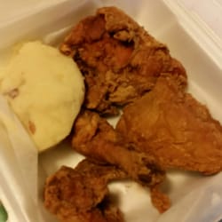 Lencioni's Pub & Banquets - Perfect fried chicken