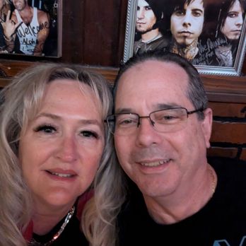 Rainbow Bar & Grill - My date! - Italian Near Me - West Hollywood, California Rainbow Bar & Grill - My date! - Italian Near Me - West Hollywood, California