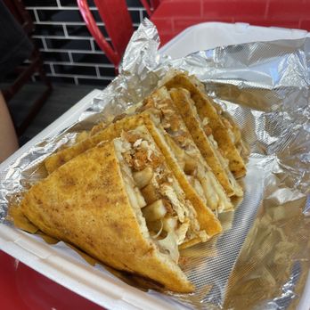 NYC Halal Eats - Chicken Fajitas - Burgers Near Me - Chicago, Illinois