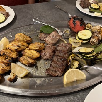 Yas Restaurant - Chicken, lamb and hamburger beef kabobs with veggies - Persian/Iranian Near Me - San Jose, California Yas Restaurant - Chicken, lamb and hamburger beef kabobs with veggies - Persian/Iranian Near Me - San Jose, California