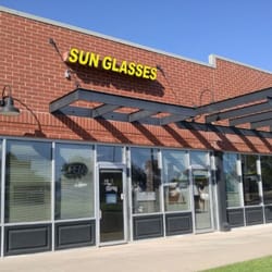 Sunglasses Loft - Store outlook