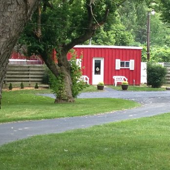 Bunker Hill Kennel - Pet Training Near Me - Davisburg, Michigan Bunker Hill Kennel - Pet Training Near Me - Davisburg, Michigan