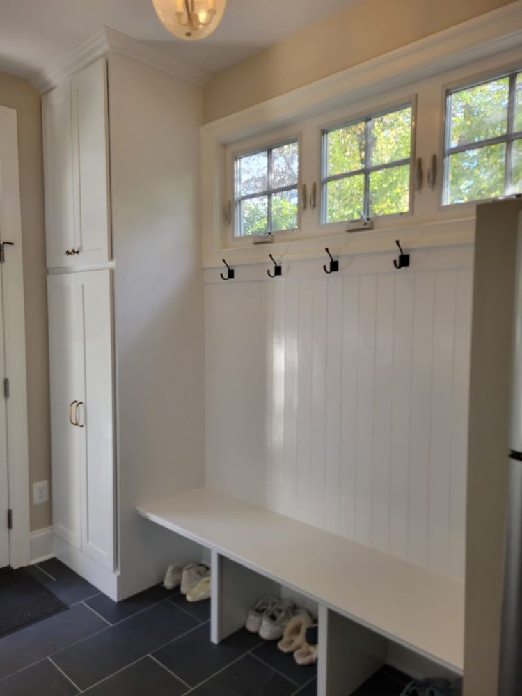 Slide of Bolivar's Remodeling