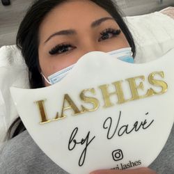 Vavi Lashes