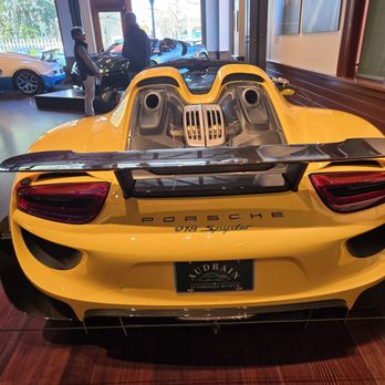 Audrain Automobile Museum - Museums Near Me - Newport, Rhode Island