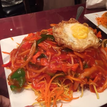 Eddie's Wok N Roll - American chopsuey - Thai Near Me - Mississauga, Ontario Eddie's Wok N Roll - American chopsuey - Thai Near Me - Mississauga, Ontario