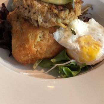 B Matthews Eatery - New American Near Me - Savannah, Georgia