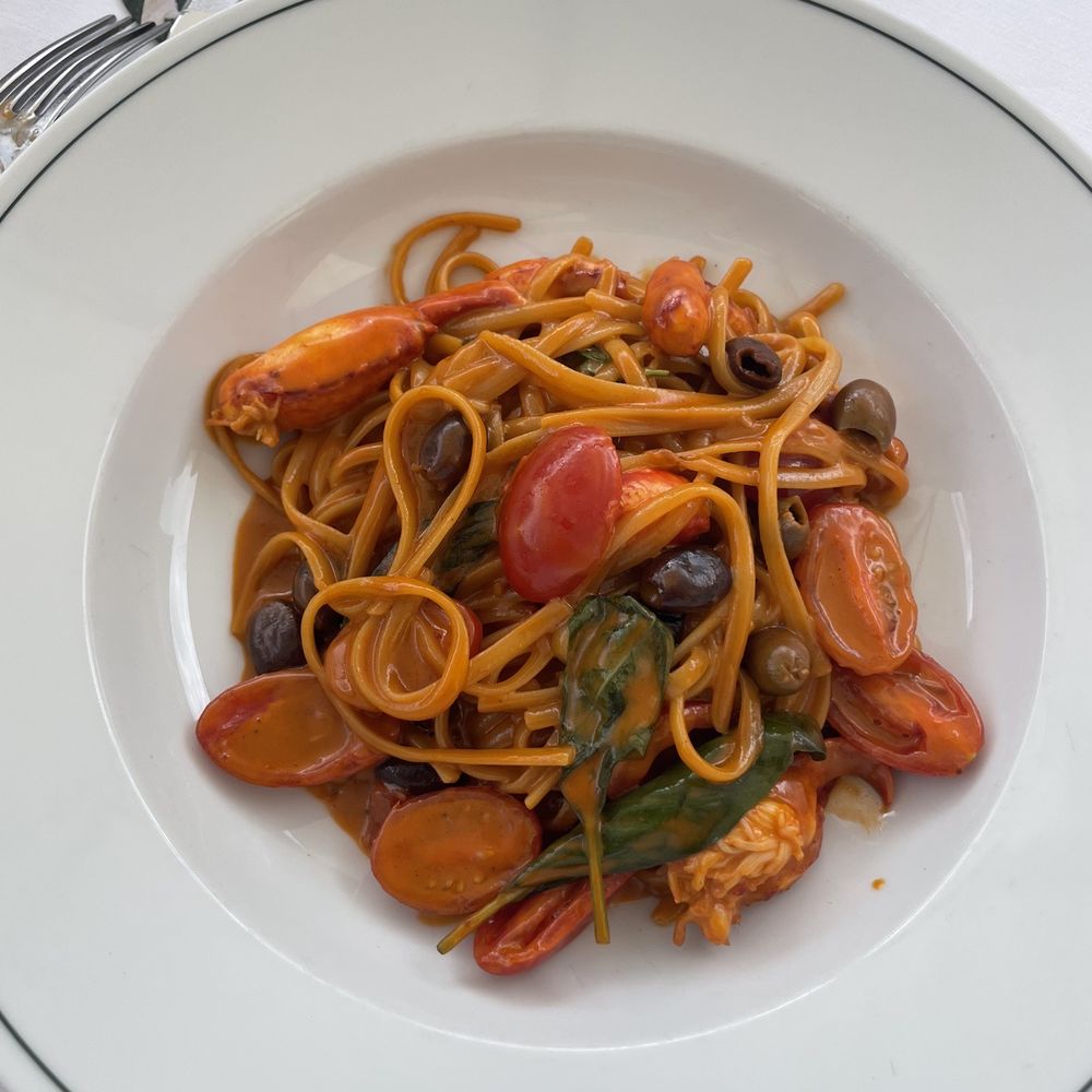 Girafe - Lobster pasta - French Near Me - Paris, 75
