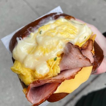 Egg Club - Coffee & Tea Near Me - Toronto, Ontario