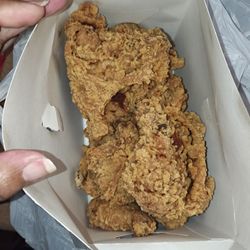 Lee's Famous Recipe Chicken