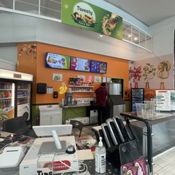Tweety Juice Bar