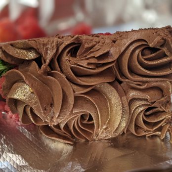 Cafe de Pho-Thai - Vegan raspberry chocolate cake - Vietnamese Near Me - Estes Park, Colorado Cafe de Pho-Thai - Vegan raspberry chocolate cake - Vietnamese Near Me - Estes Park, Colorado