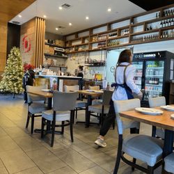 Hi Trendy Dumpling - Interior