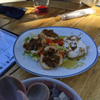 Barton Family Winery And Grey Wolf Cellars - Burrata salad - Wine Tasting Room Near Me - Paso Robles, California