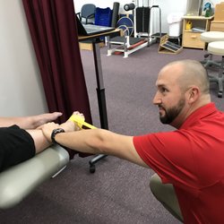 Agape Physical Therapy and Sports Rehabilitation - Caring staff dedicated to your PT needs.