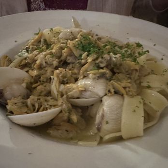 La Casetta - Clams Linguine with homemade fettuccine. - Italian Near Me - New Bern, North Carolina La Casetta - Clams Linguine with homemade fettuccine. - Italian Near Me - New Bern, North Carolina