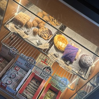 Hi Hat Coffee - Coffee & Tea Near Me - Westwood Hills, Kansas Hi Hat Coffee - Coffee & Tea Near Me - Westwood Hills, Kansas