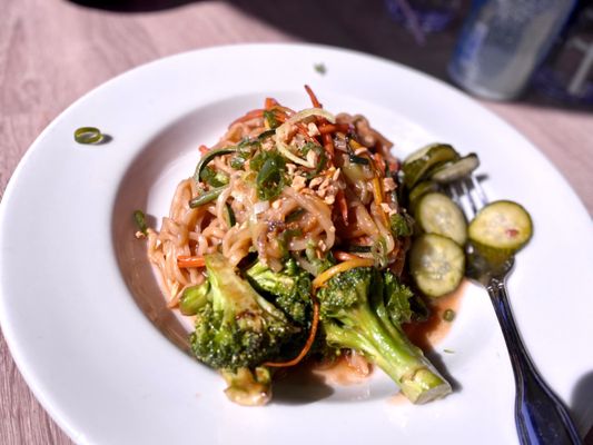 Harumama Noodles + Buns (Little Italy) by null