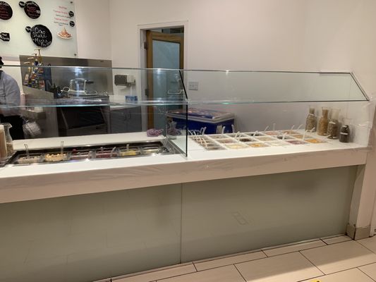 Toppings Yogurt by null