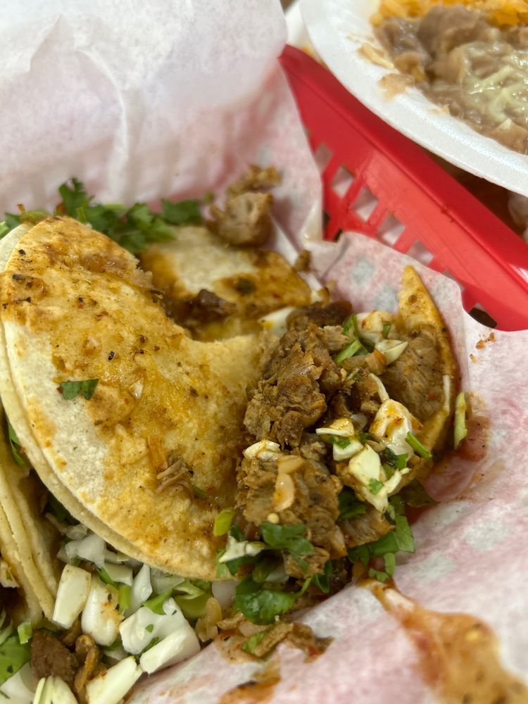 TACOS Y TORTAS CHALIOS Updated October 2024 16 Photos & 50 Reviews