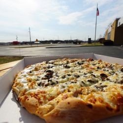 St Giuseppe's Pizza - White Sauce Sausage and Mushroom
