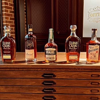 Heaven Hill Distilleries - a selection of bourbons - Distilleries Near Me - Bardstown, Kentucky Heaven Hill Distilleries - a selection of bourbons - Distilleries Near Me - Bardstown, Kentucky