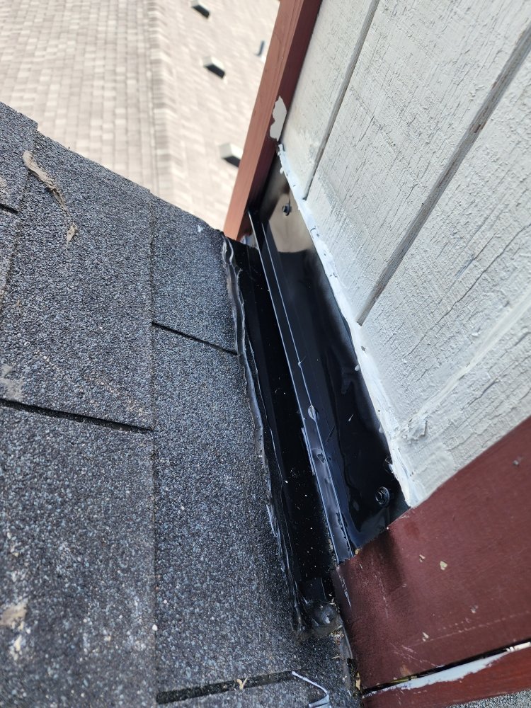 Slide of Montes Roofing & Construction