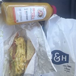 Avocado, Egg & Cheese on Asiago w tomato and jalapeño. Decent.