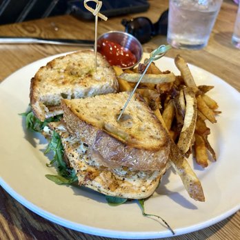 The Ginger Man - Chicken Caprese Sandwich - New American Near Me - Greenwich, Connecticut The Ginger Man - Chicken Caprese Sandwich - New American Near Me - Greenwich, Connecticut
