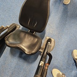 MUV Fitness North Spokane - Deteriorating machine