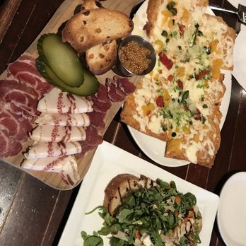 The Saddle Room - Steakhouses Near Me - Hoffman Estates, Illinois