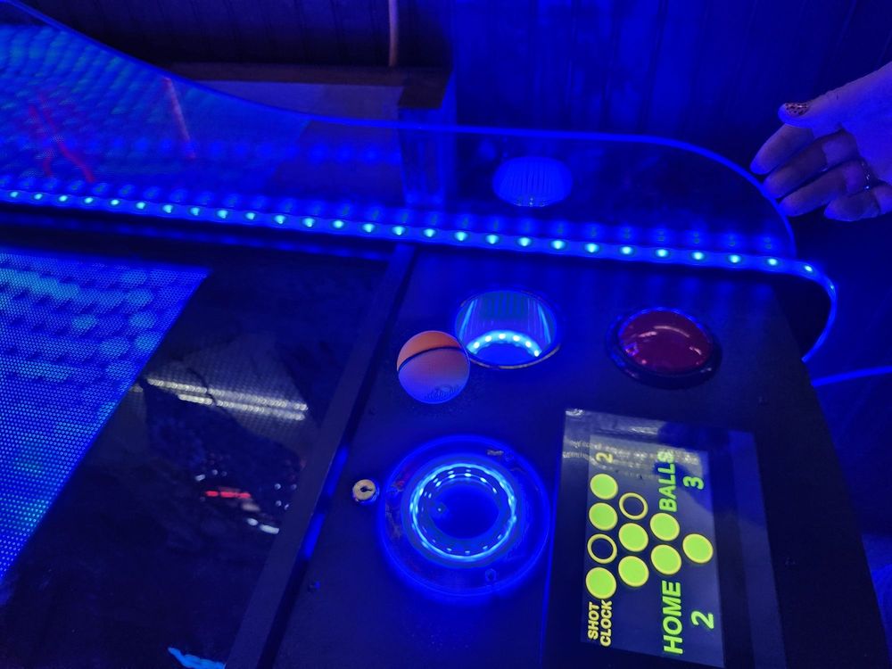 Mickeys Bar and Billiards Image
