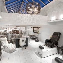 The Beauty Lounge - Manicure/Pedicure Spa