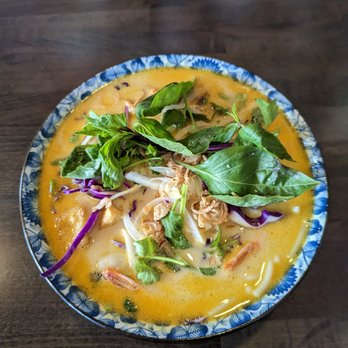 Amazing Basil - Lukka Sa Noodle - Asian Fusion Near Me - Fremont, California Amazing Basil - Lukka Sa Noodle - Asian Fusion Near Me - Fremont, California