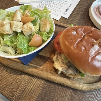 The Chocolate Avenue Grill - Chicken sandwich and side salad - Seafood Near Me - Hershey, Pennsylvania The Chocolate Avenue Grill - Chicken sandwich and side salad - Seafood Near Me - Hershey, Pennsylvania
