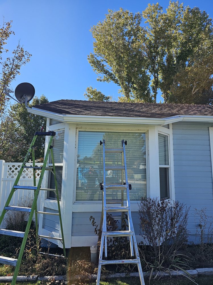 Slide of Bo's Gutter Pros