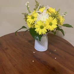 Adriene's Flowers & Gift - Bouquet dying before its time. It was delivered before it was watered.