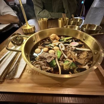 Growl Growl - Hot Pot Near Me - New York, New York Growl Growl - Hot Pot Near Me - New York, New York