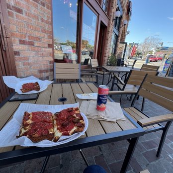 Square Pizza - Outside seating - Pizza Near Me - San Diego, California Square Pizza - Outside seating - Pizza Near Me - San Diego, California