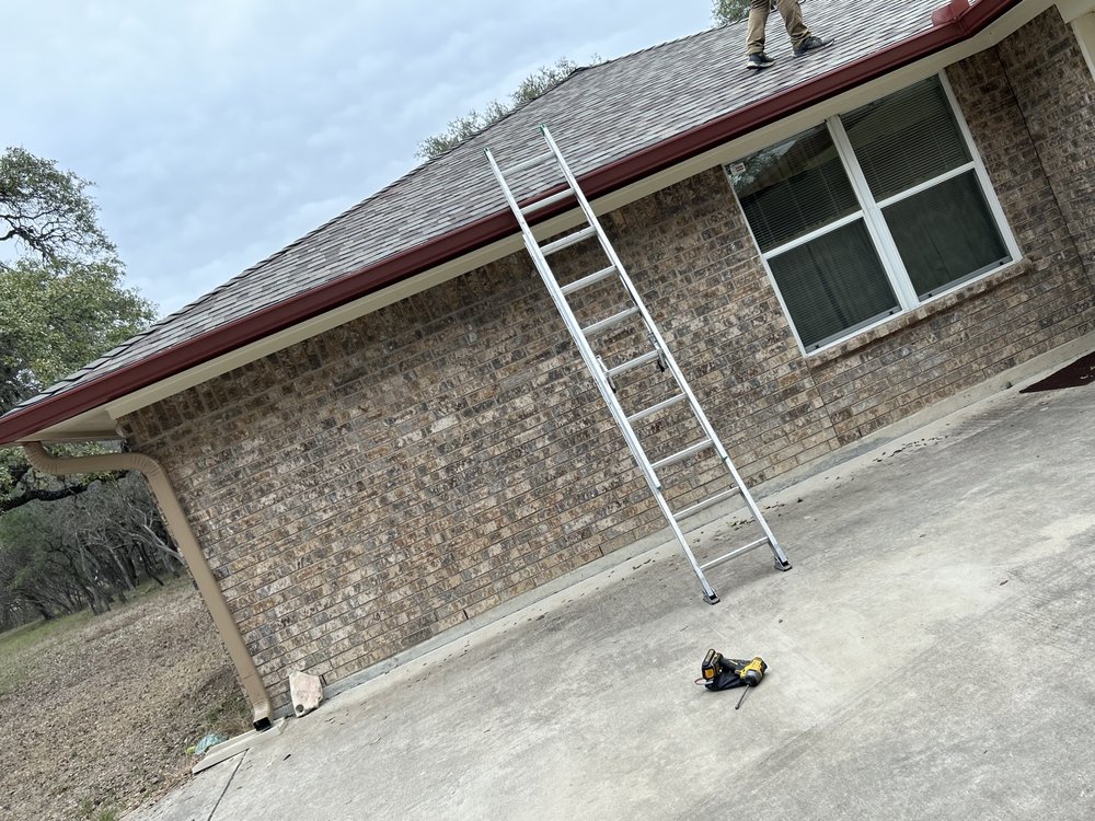 Slide of Gonzalez Seamless Rain Gutters