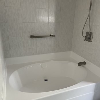 24 Hour Bath - Master Bath - Refinishing Services Near Me - San Diego, California 24 Hour Bath - Master Bath - Refinishing Services Near Me - San Diego, California