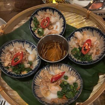 La Dong - Steamed rice cake - Vietnamese Near Me - New York, New York