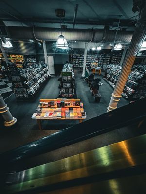 Barnes & Noble by null