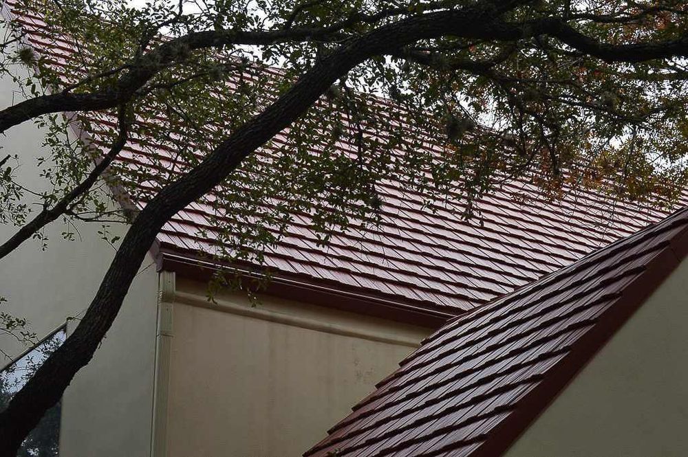 Slide of C.W. Roofing & Construction