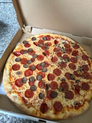 Mamma Mia's Pizza & Pasta by null