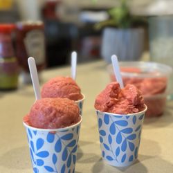 Aina Saimin & Diner - Goodie freeze