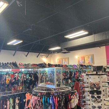 Plato's Closet - Store - Thrift Stores Near Me - Austin, Texas