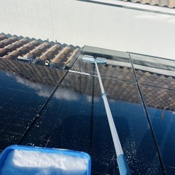 Bird Guard Boys - Solar panel cleaning